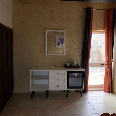 Petra Farmhouse B&B Nadur Eksteriør billede