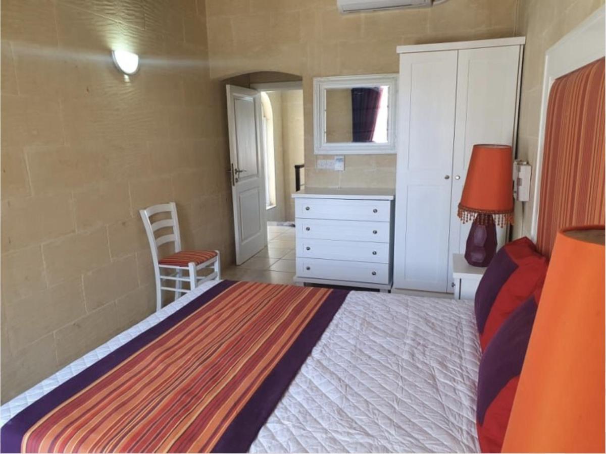 Petra Farmhouse B&B Nadur Eksteriør billede