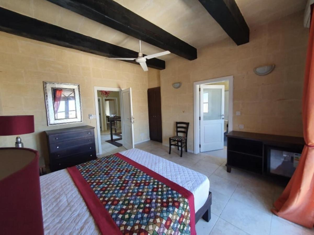 Petra Farmhouse B&B Nadur Eksteriør billede