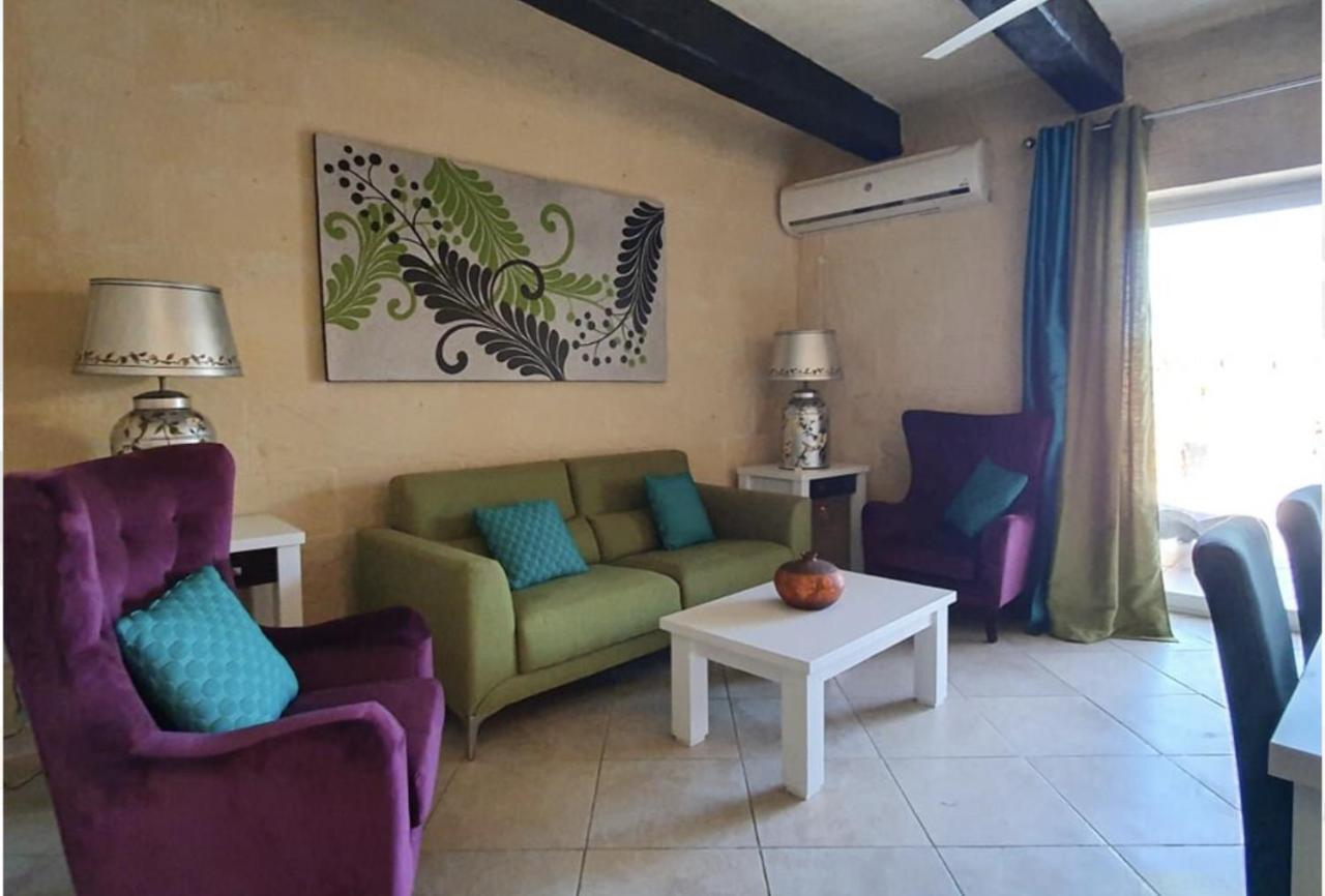 Petra Farmhouse B&B Nadur Eksteriør billede